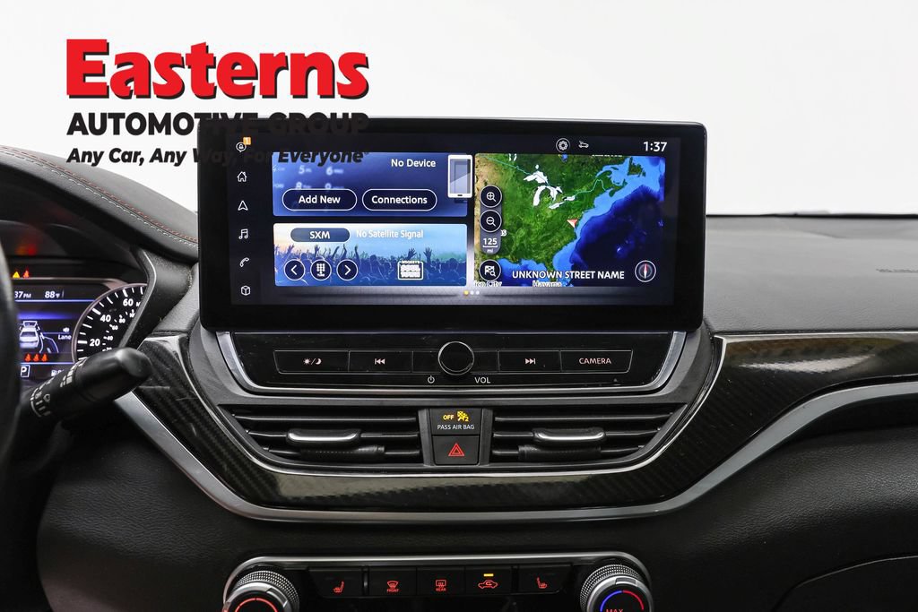 Used 2023 Nissan Altima 2.5 SR w/ SR Premium Package FWD image 12