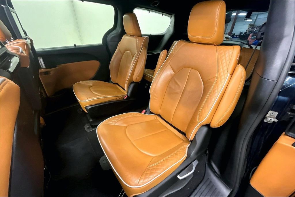 Used 2022 Chrysler Pacifica Pinnacle FWD image 22