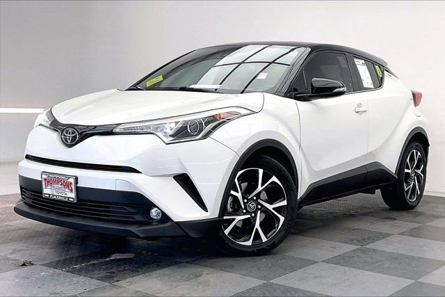 Used 2019 Toyota C-HR Limited image 12