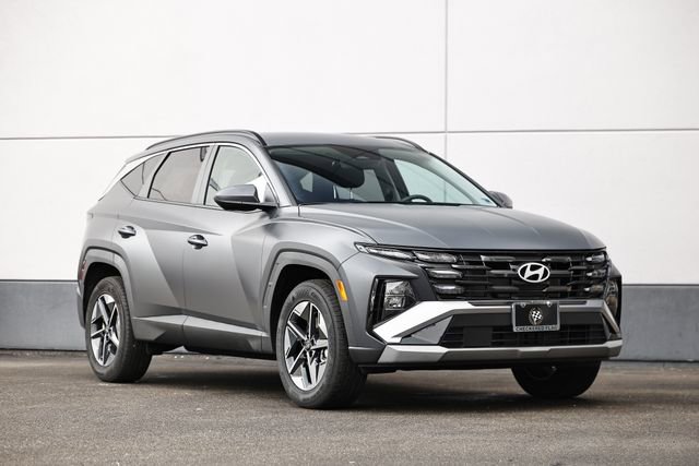 Certified 2025 Hyundai Tucson SEL image 1