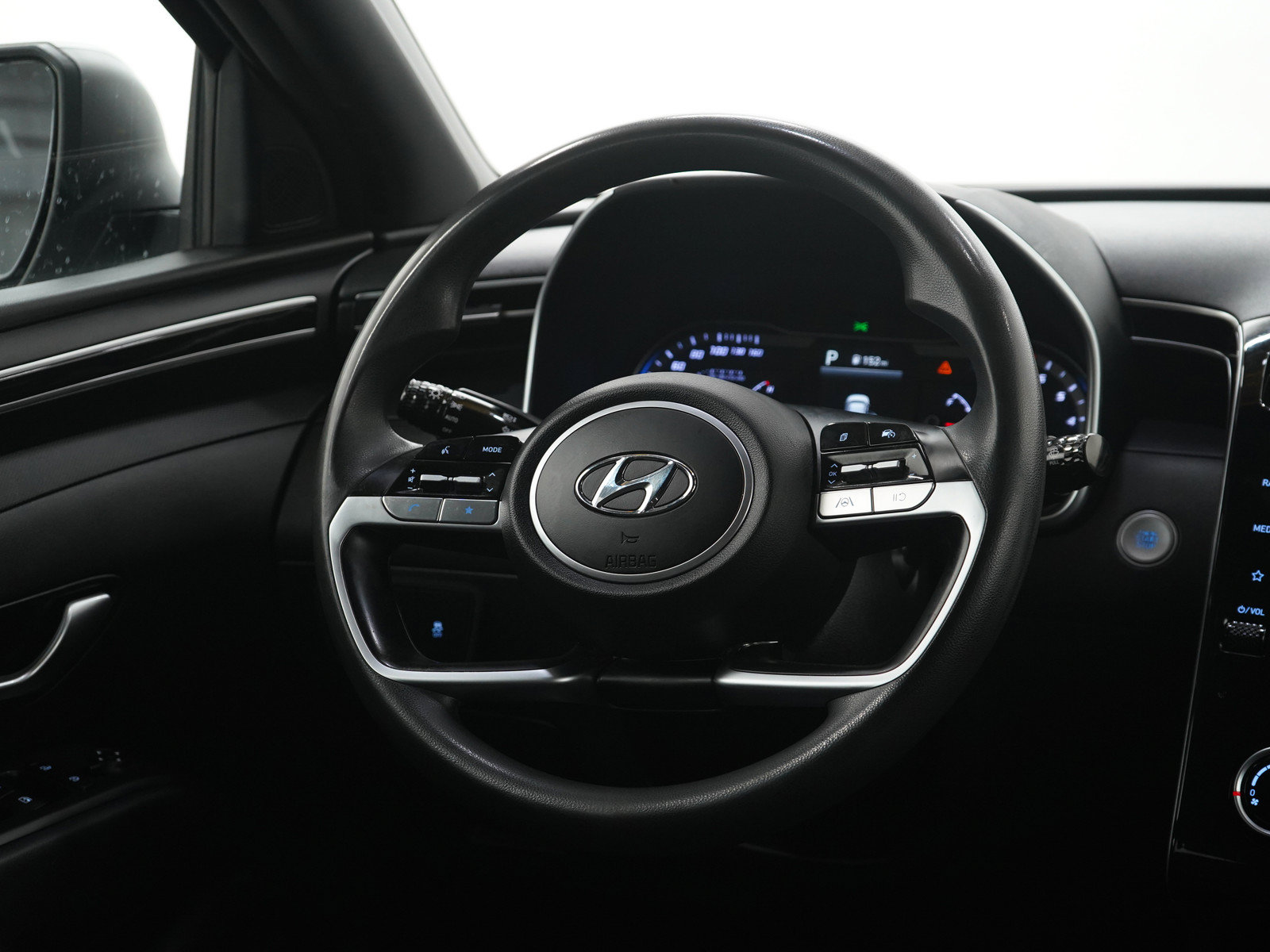 Used 2022 Hyundai Santa Cruz SEL w/ Winter Package AWD/4WD image 15