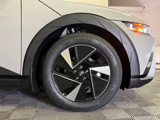 New 2026 Hyundai Ioniq 5 SEL image 13