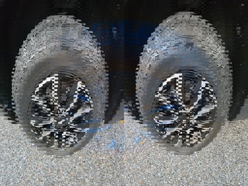 Used 2023 Chevrolet TrailBlazer ACTIV w/ Convenience Package image 39