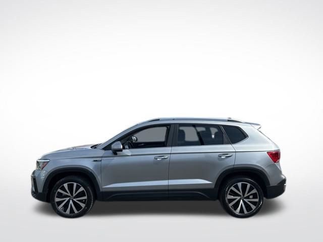 Used 2023 Volkswagen Taos SE FWD image 15