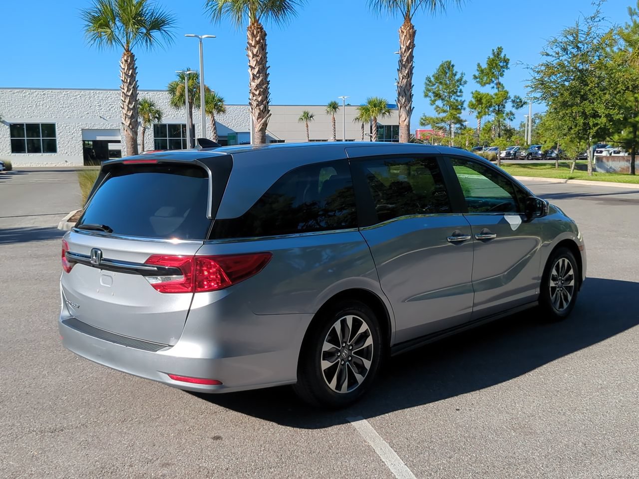 Certified 2024 Honda Odyssey EX-L image 7