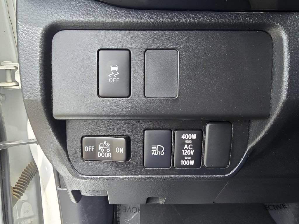 Used 2020 Toyota Tacoma TRD Sport w/ Technology Package AWD/4WD image 20