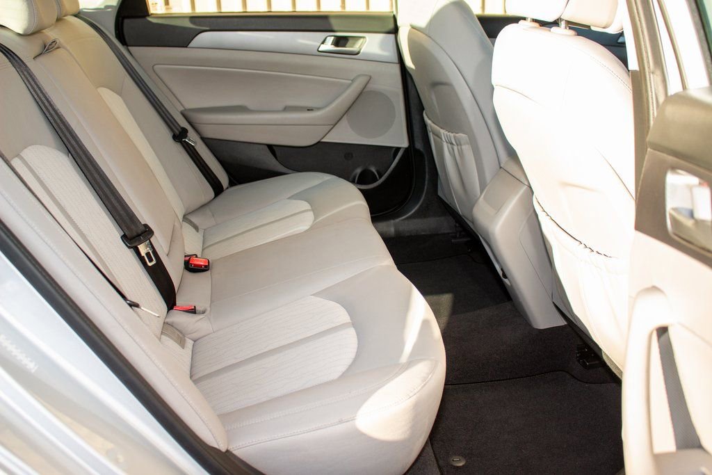 Used 2016 Hyundai Sonata SE image 23