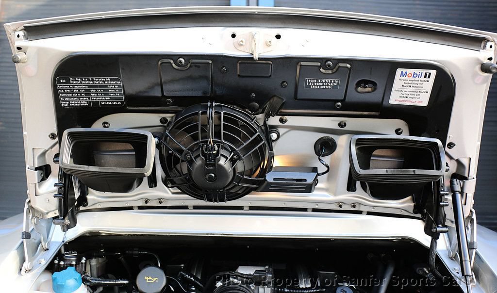 Used 2009 Porsche 911 Carrera RWD image 19