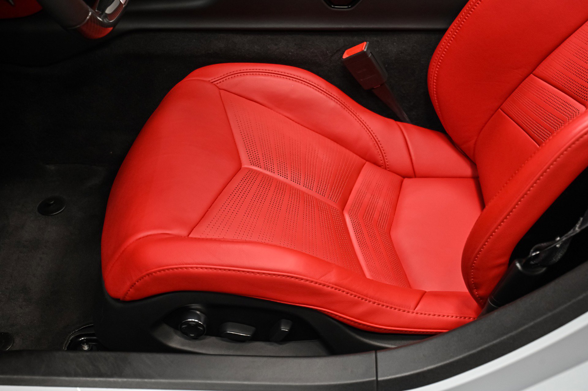 Used 2024 Chevrolet Corvette Z06 w/ Stealth Interior Trim Package image 28