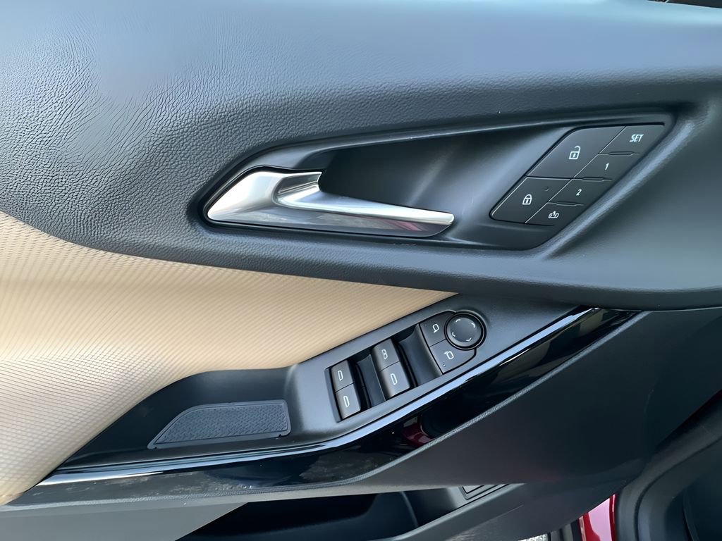 New 2026 Chevrolet Equinox ACTIV w/ Convenience Package III image 23