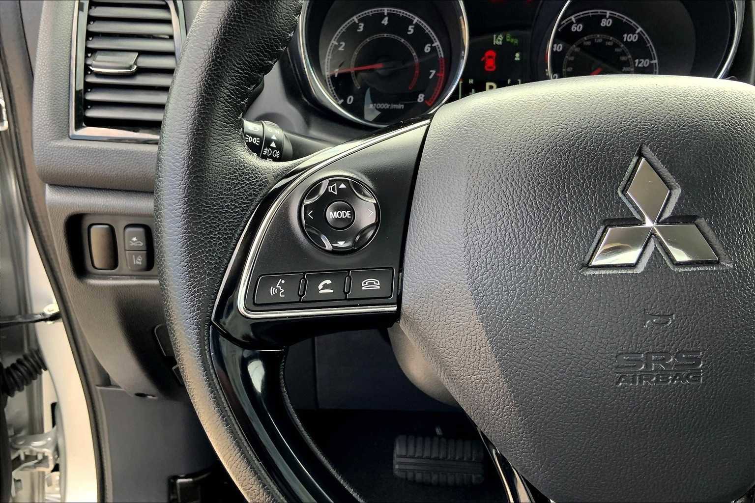 Used 2024 Mitsubishi Outlander Sport SE image 22