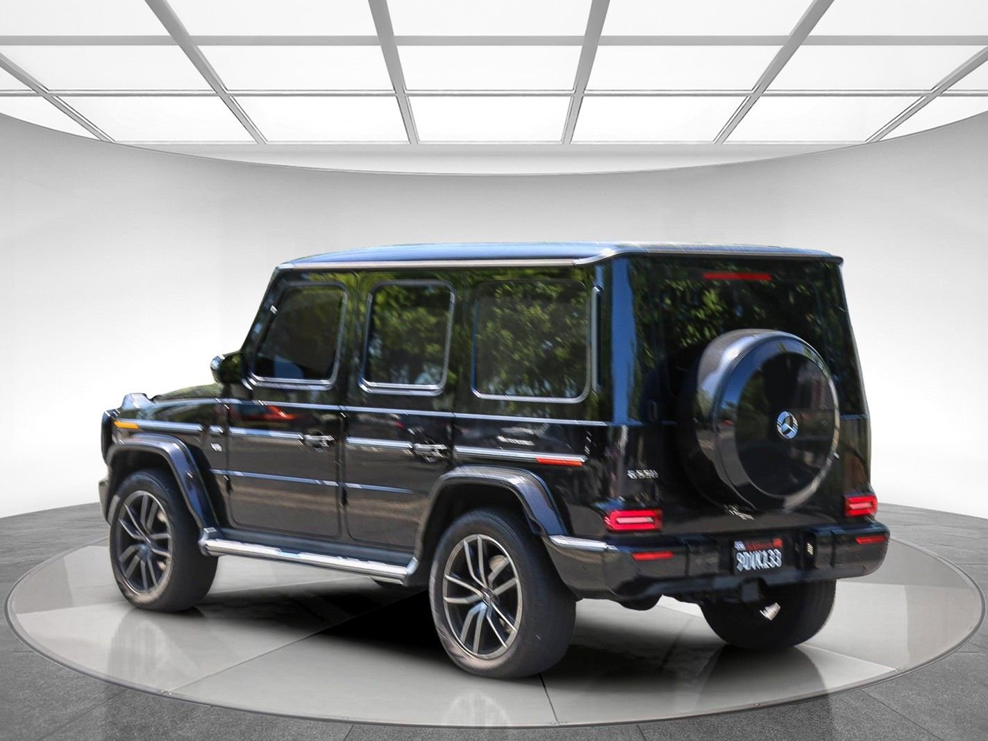 Used 2022 Mercedes-Benz G 550 image 2
