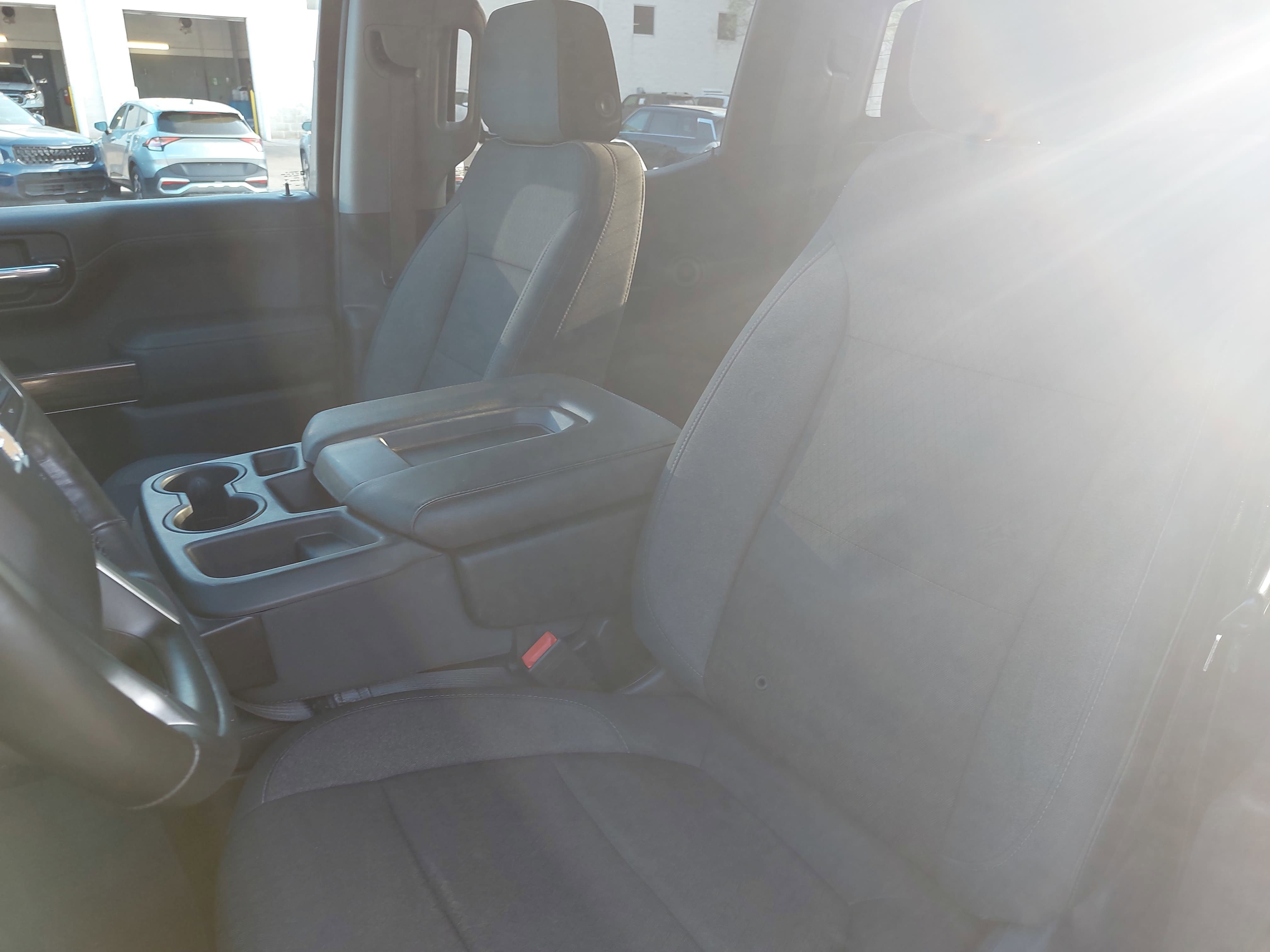 Used 2019 Chevrolet Silverado 1500 LT w/ All-Star Edition image 17