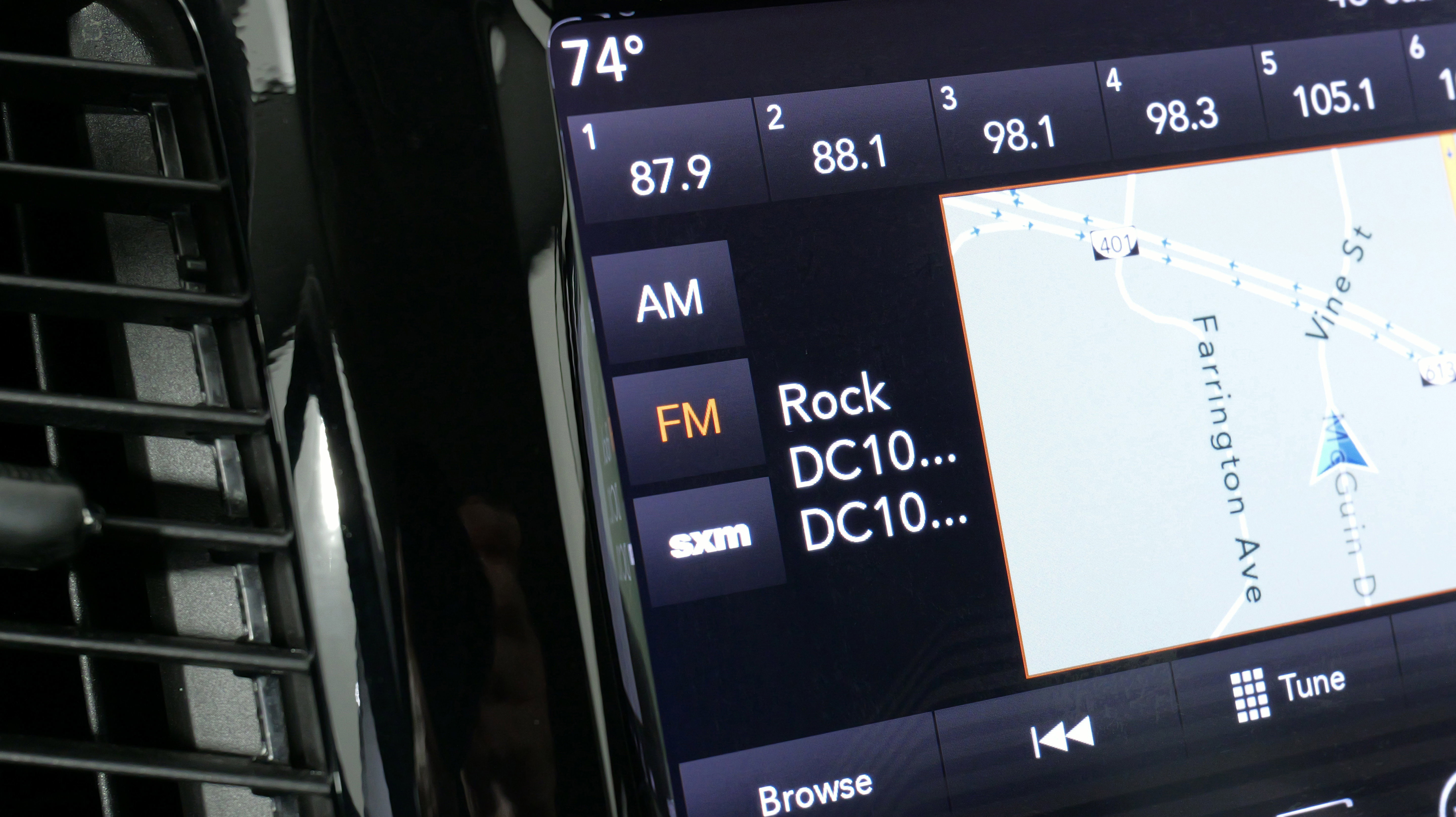 Used 2019 Jeep Cherokee Limited image 43