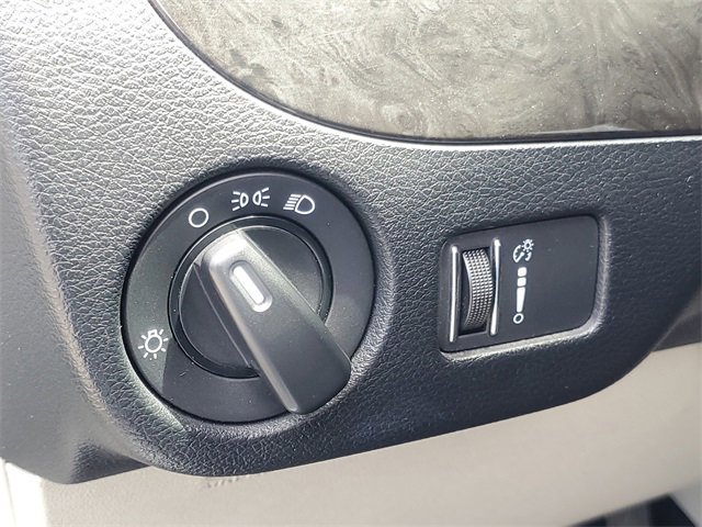 Used 2019 Dodge Grand Caravan SE image 13