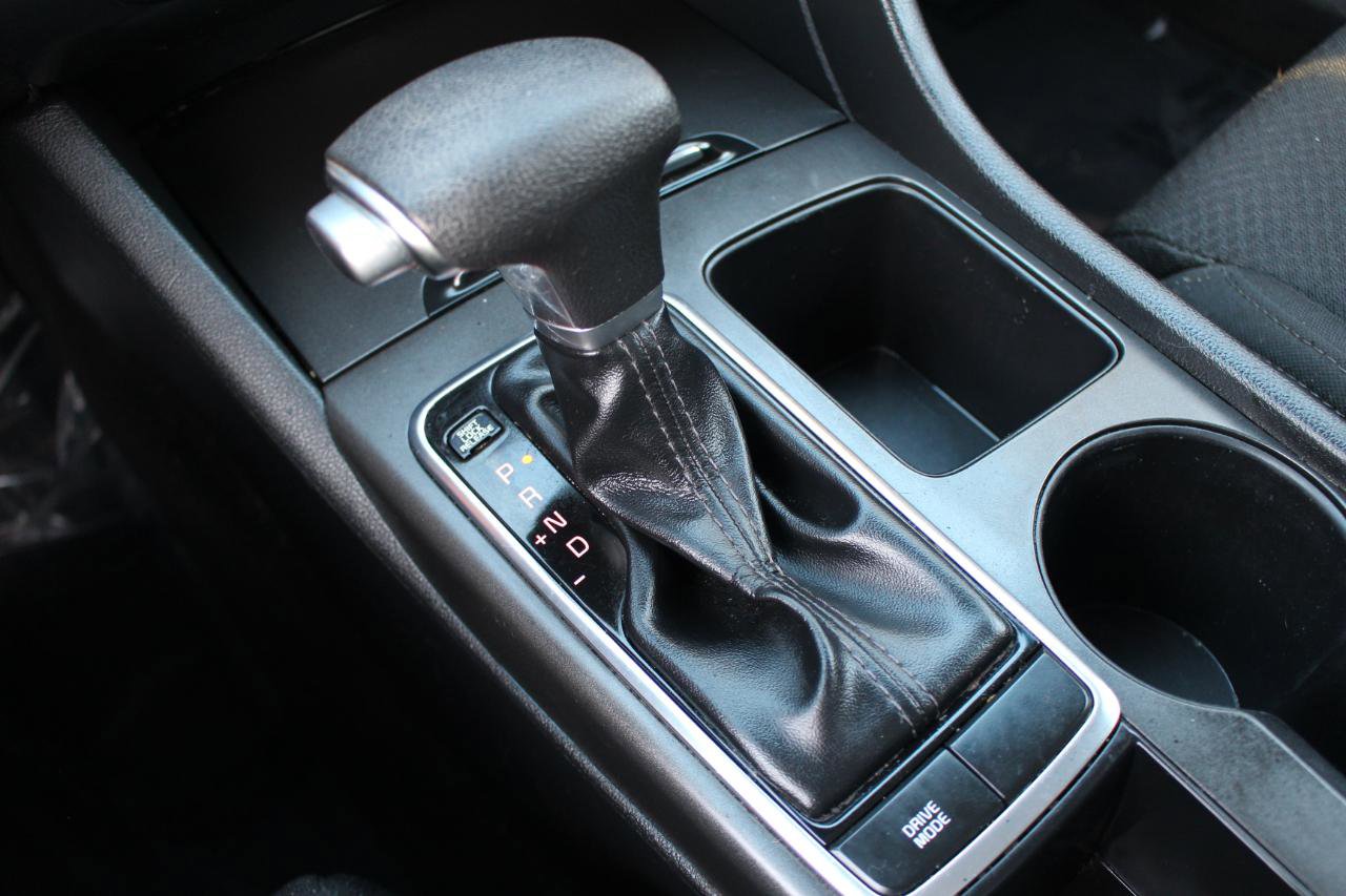 Used 2018 Kia Optima LX image 26