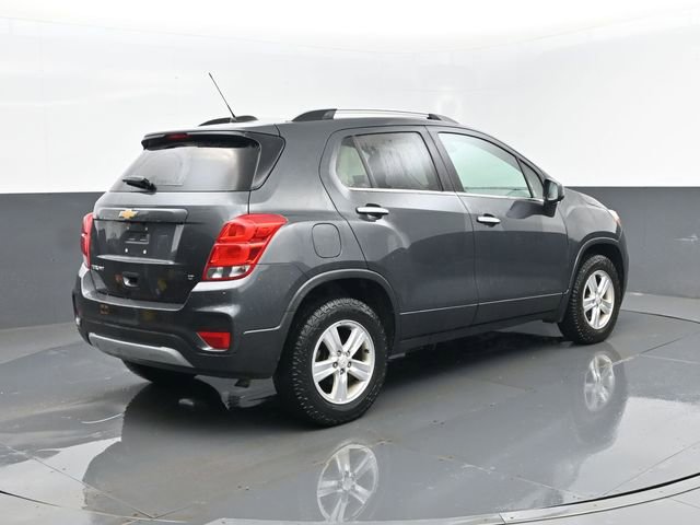 Used 2017 Chevrolet Trax LT w/ LT Convenience Package image 20