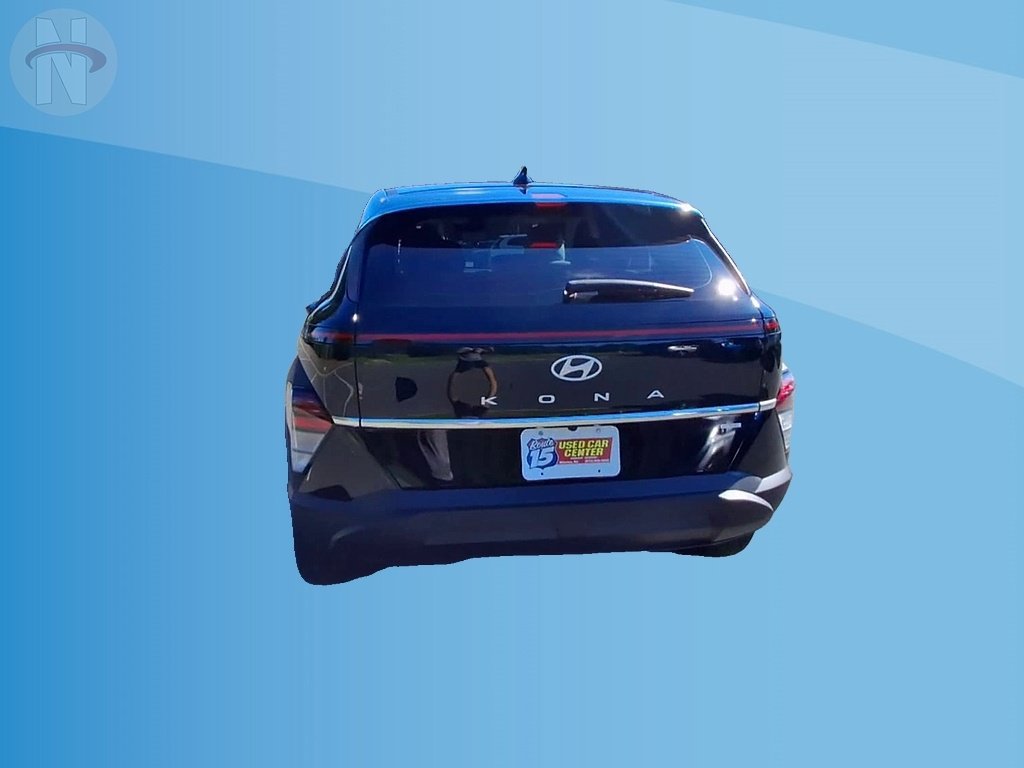 Used 2024 Hyundai Kona SE AWD/4WD image 7