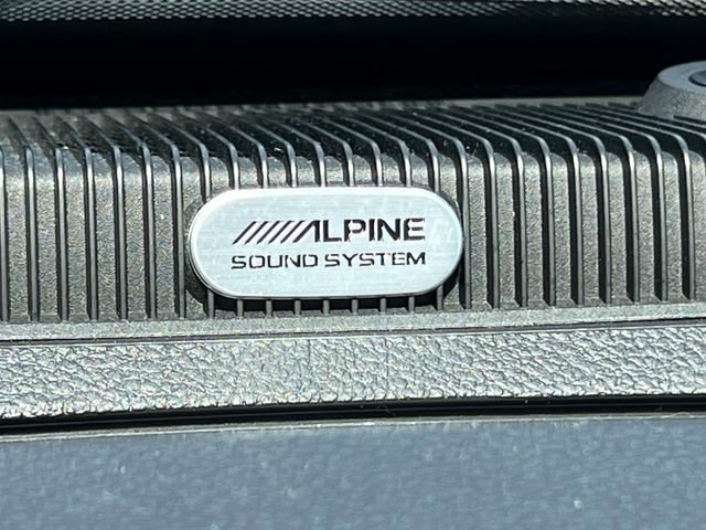 Used 2024 RAM 1500 Classic SLT AWD/4WD image 25