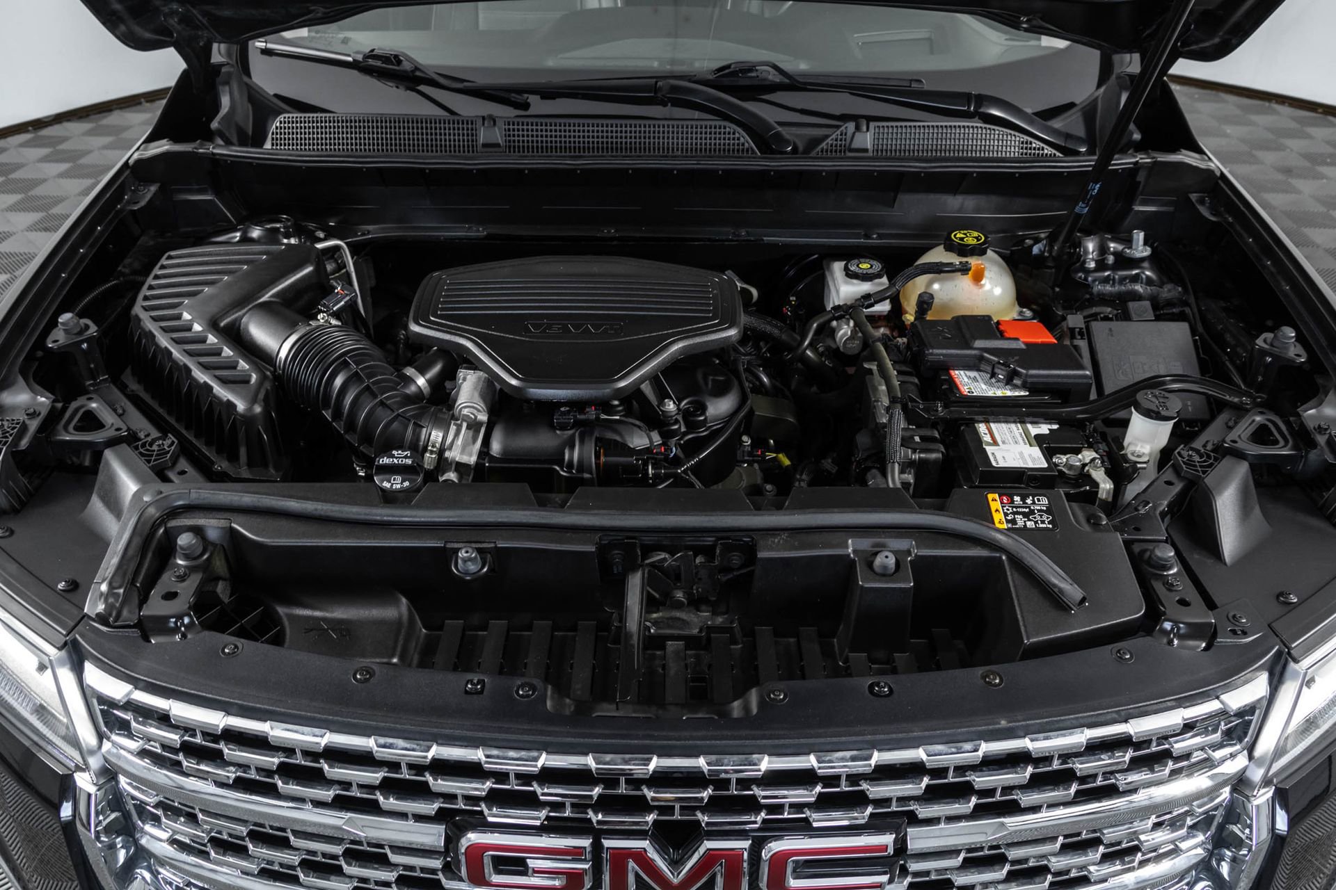Used 2021 GMC Acadia Denali w/ Denali Ultimate Package AWD/4WD image 49