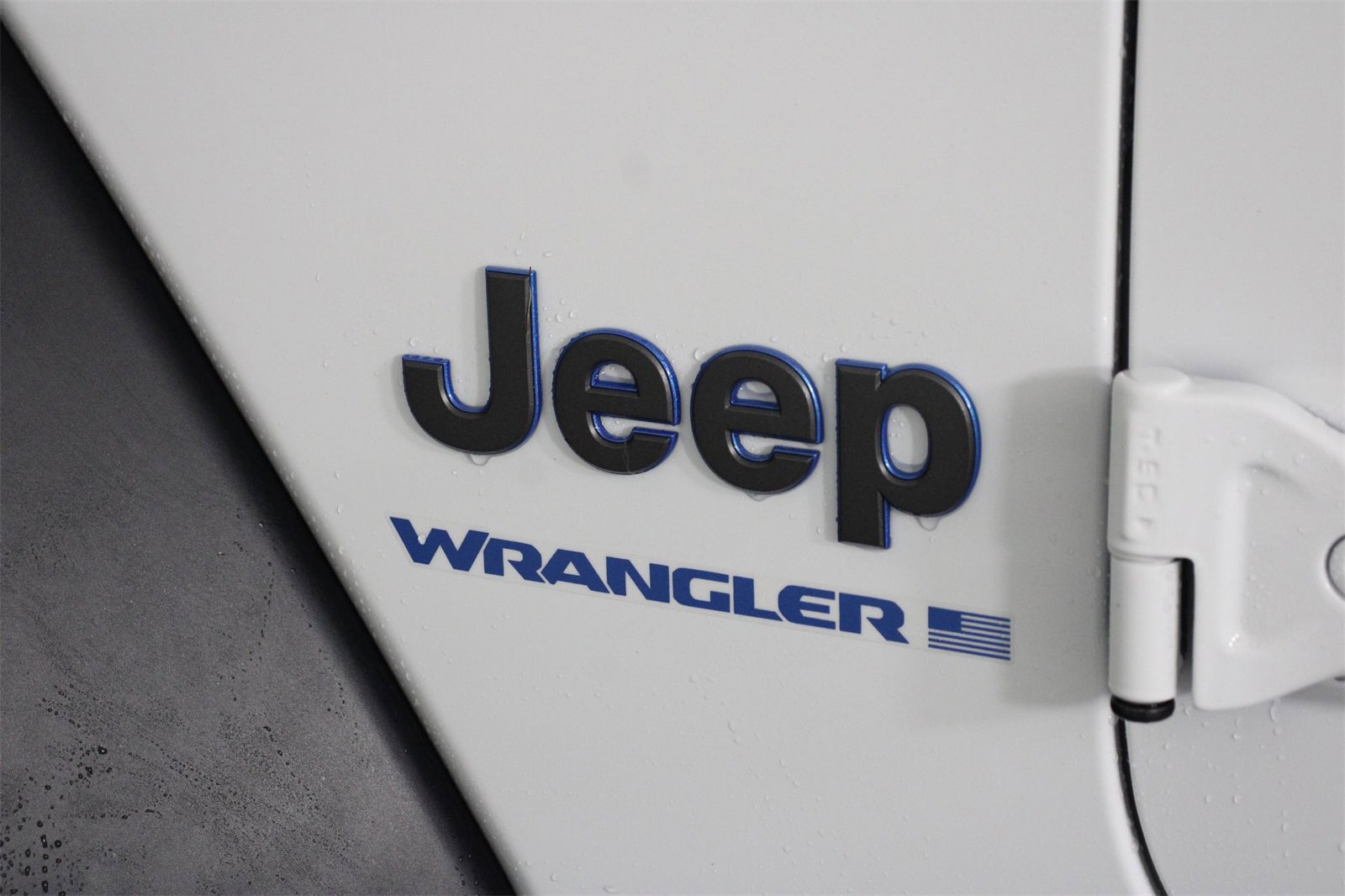 Used 2024 Jeep Wrangler Unlimited Rubicon 4xe w/ Technology Group image 20