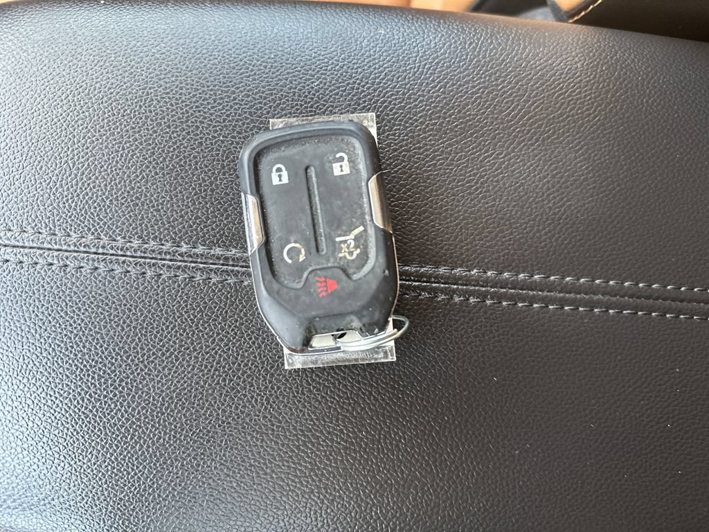 Used 2021 GMC Terrain SLT w/ LPO, Floor Liner Package AWD/4WD image 21