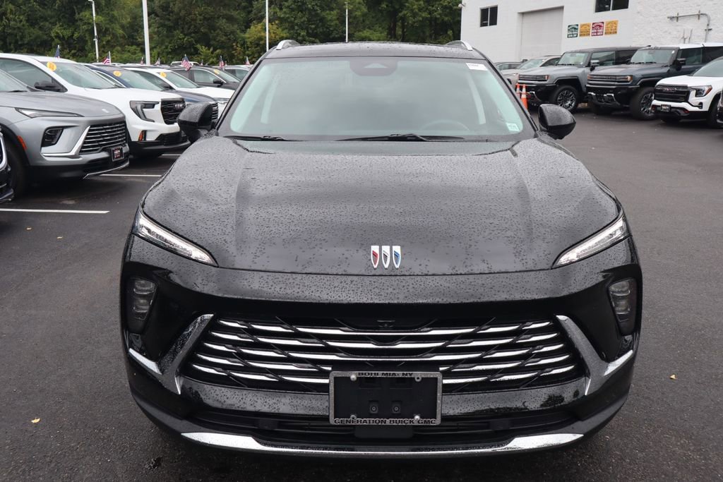 New 2025 Buick Envision Preferred image 3