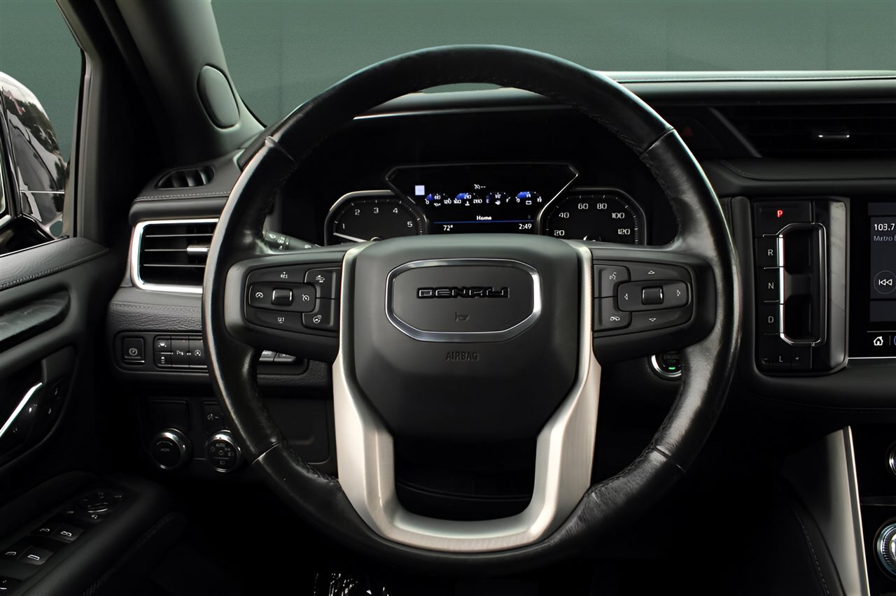 Used 2021 GMC Yukon XL Denali w/ Advanced Technology Package image 17