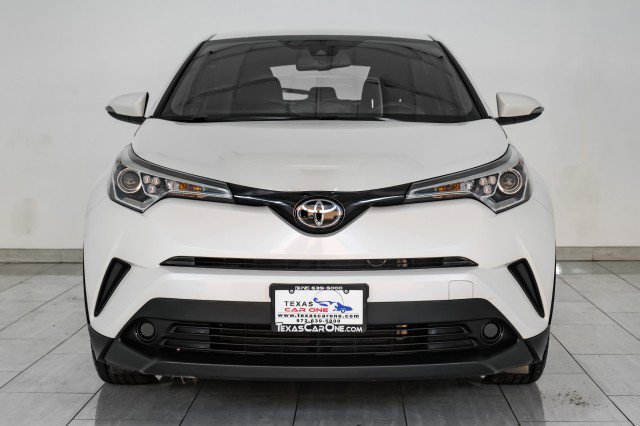 Used 2019 Toyota C-HR LE image 3