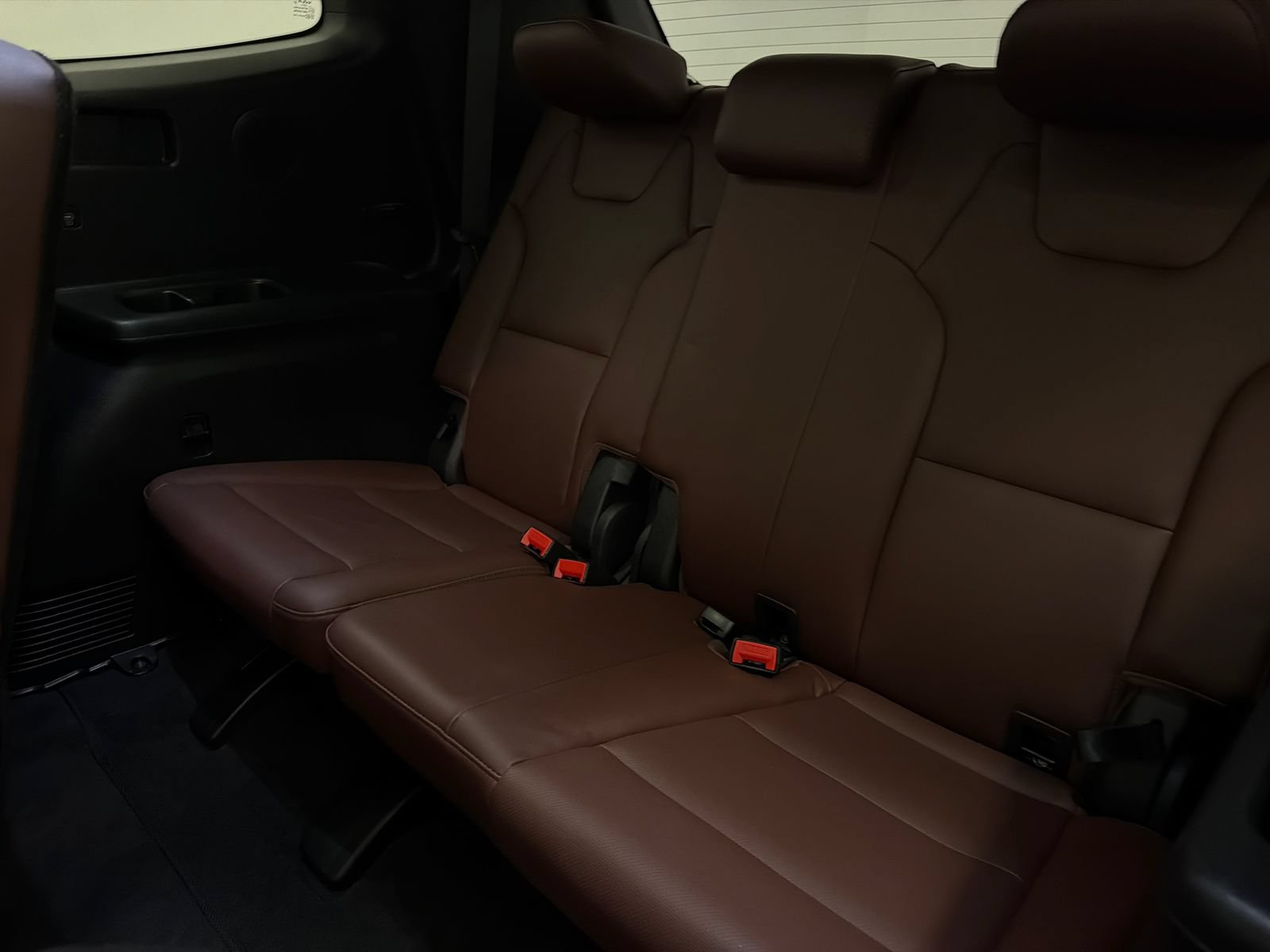 Used 2024 Kia Telluride SX Prestige AWD/4WD image 20