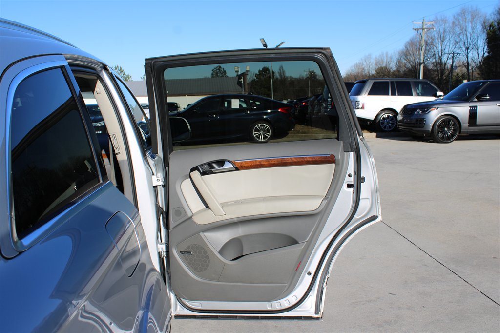 Used 2014 Audi Q7 TDI Premium Plus w/ Premium Plus Package image 30