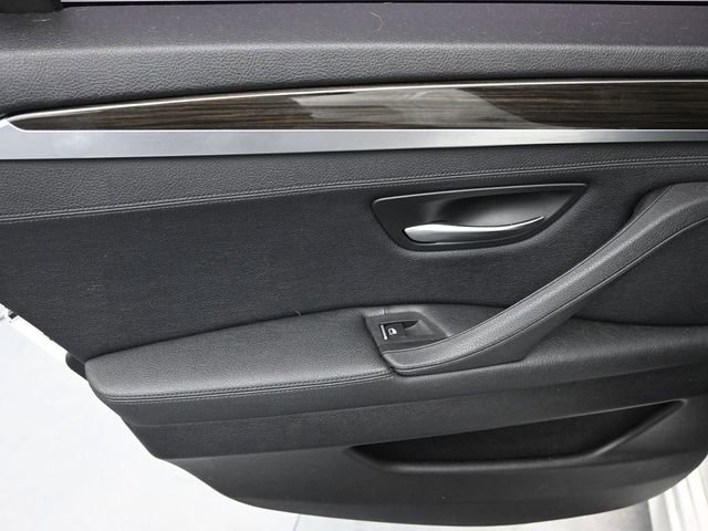 Used 2013 BMW 528i Sedan image 16