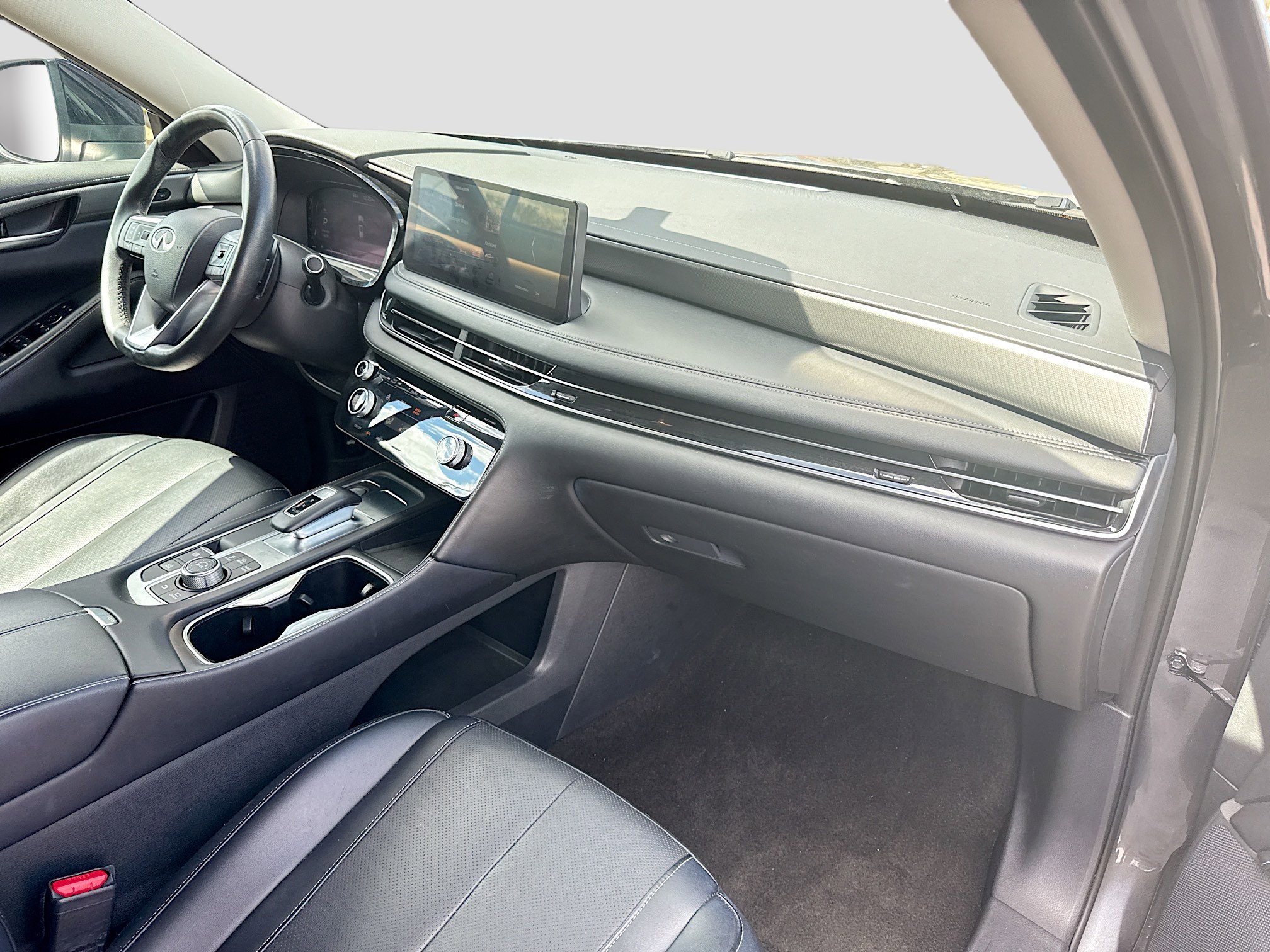 Used 2024 INFINITI QX60 Luxe image 15