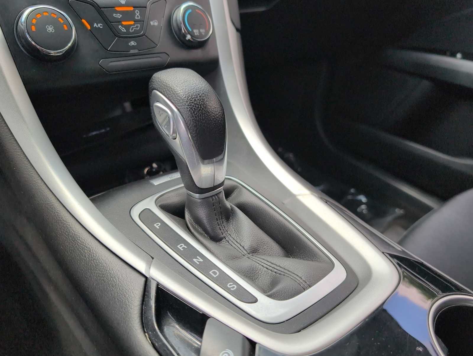 Used 2013 Ford Fusion SE FWD image 28