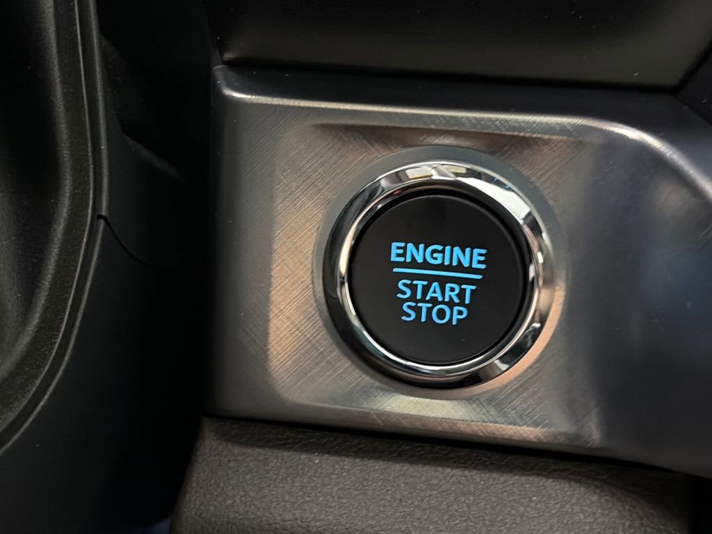 Certified 2025 Ford F350 King Ranch image 23