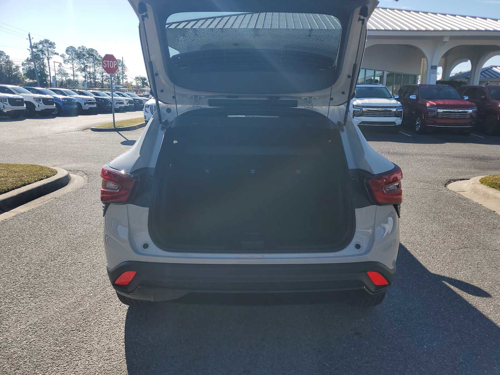 New 2026 Chevrolet Trax RS image 5