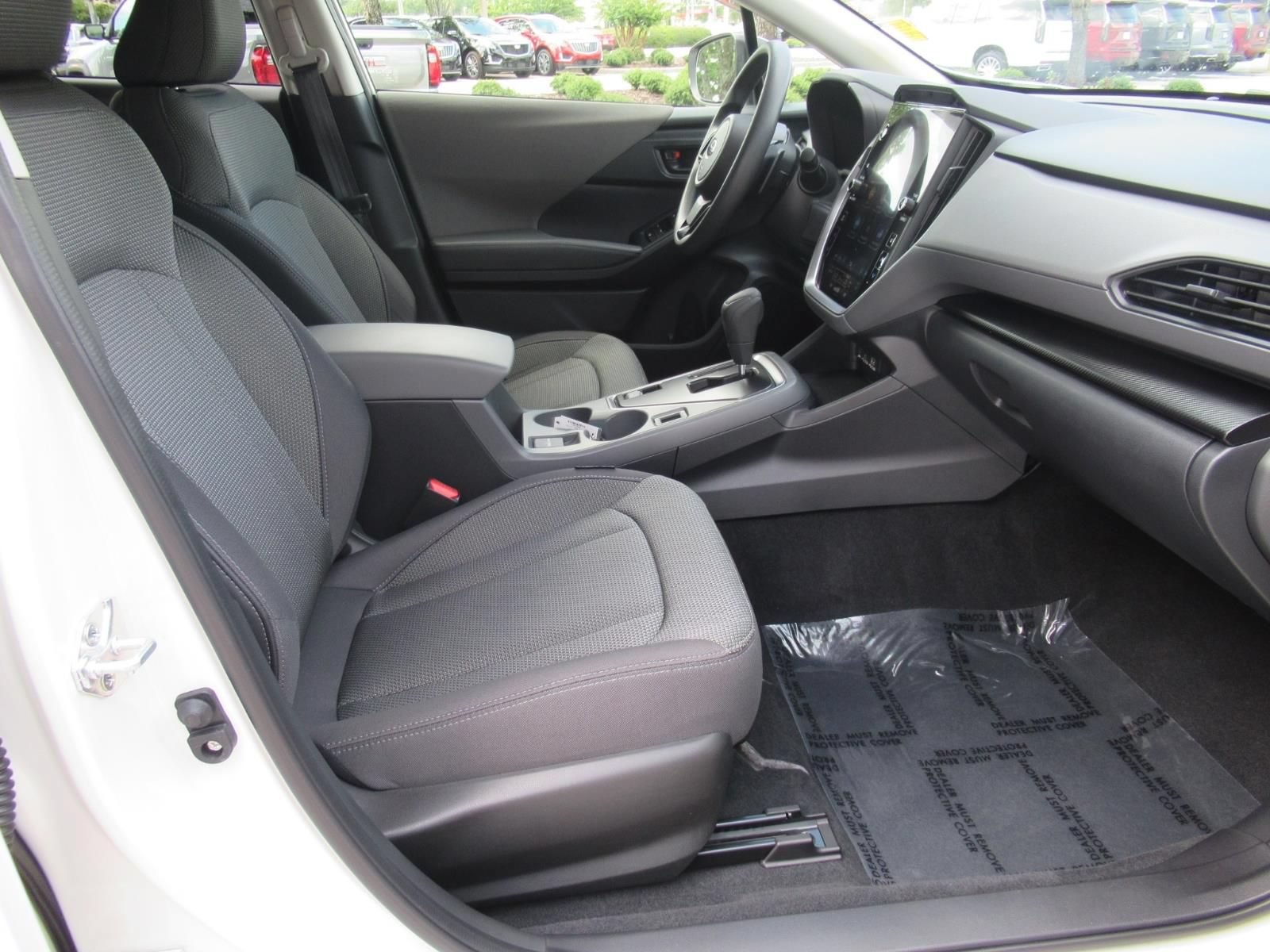 Used 2024 Subaru Crosstrek 2.0i Premium w/ Crosstrek Mirror Package AWD/4WD image 9