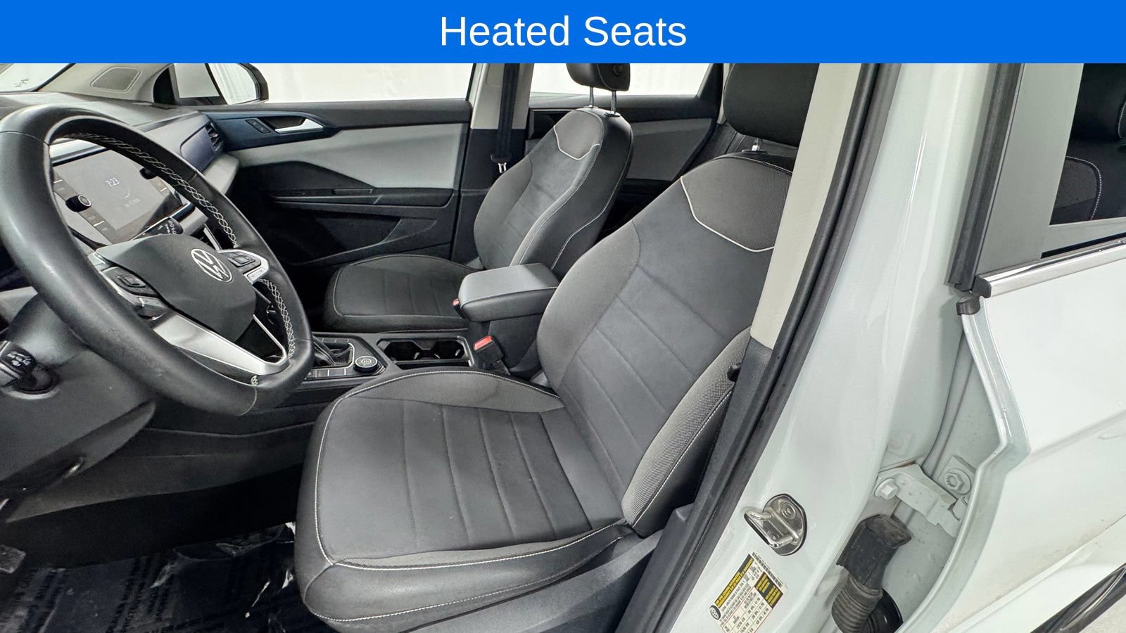 Used 2023 Volkswagen Taos SE AWD/4WD image 9