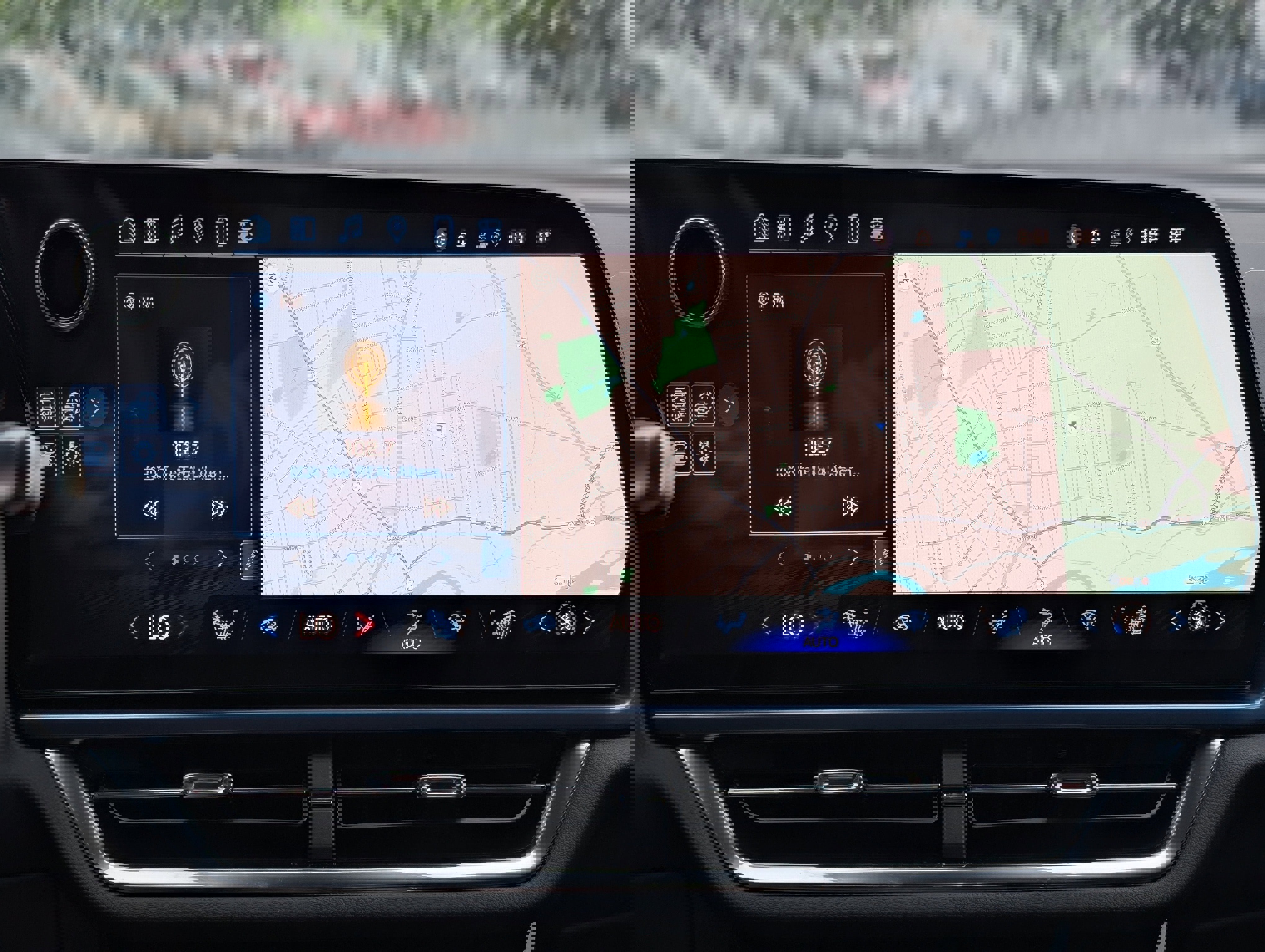 New 2025 Chevrolet Equinox EV LT image 18