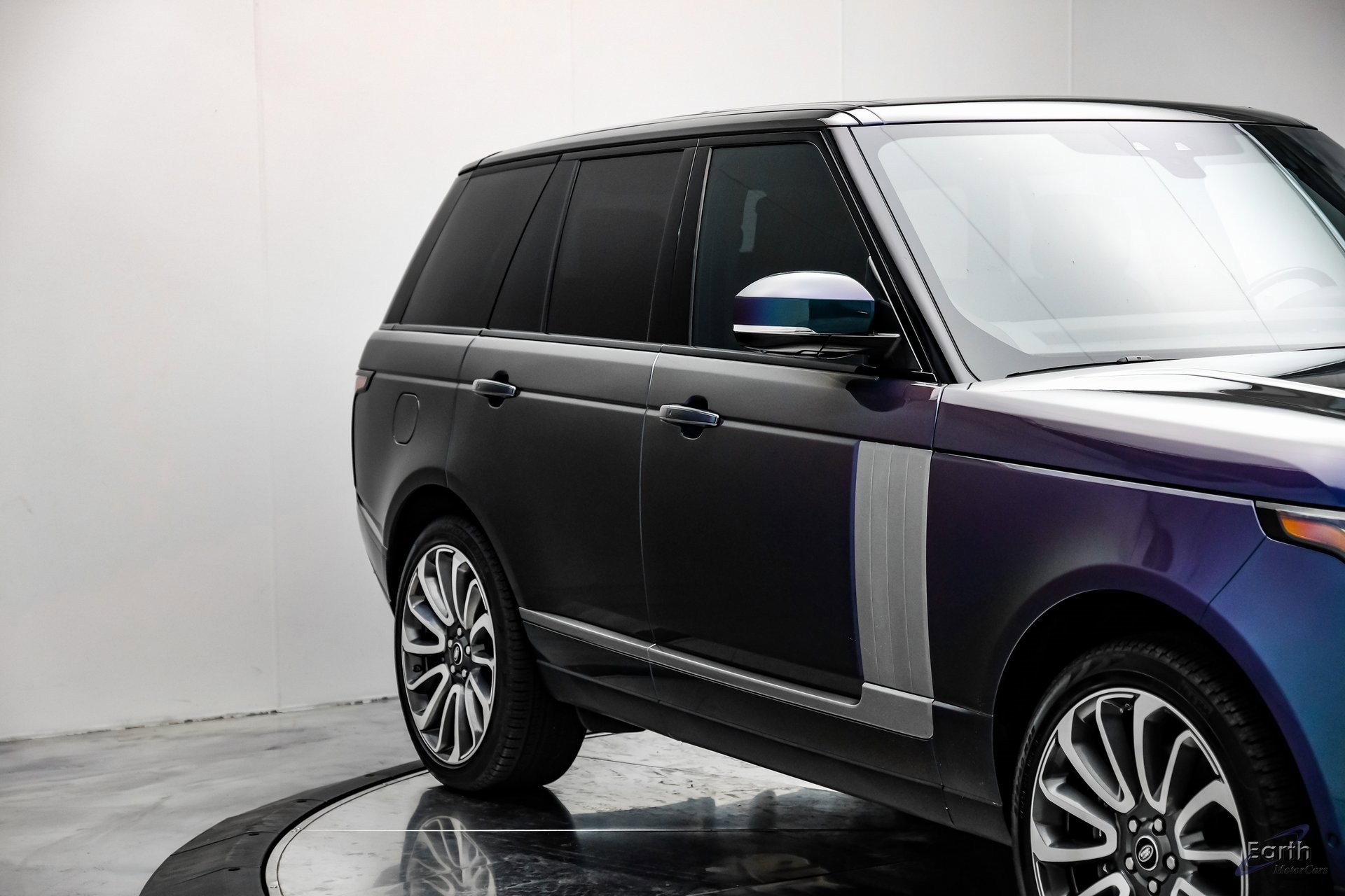 Used 2020 Land Rover Range Rover Autobiography image 21