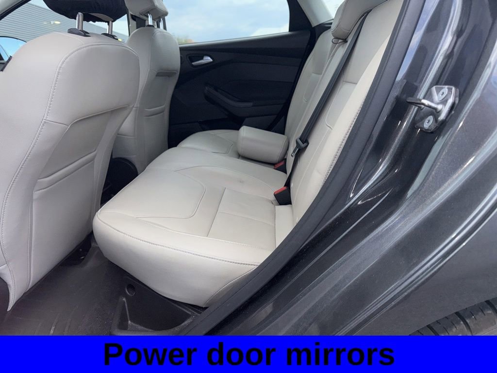 Used 2018 Ford Focus Titanium FWD image 15