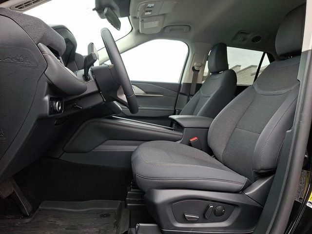 Used 2025 Ford Explorer Active image 14