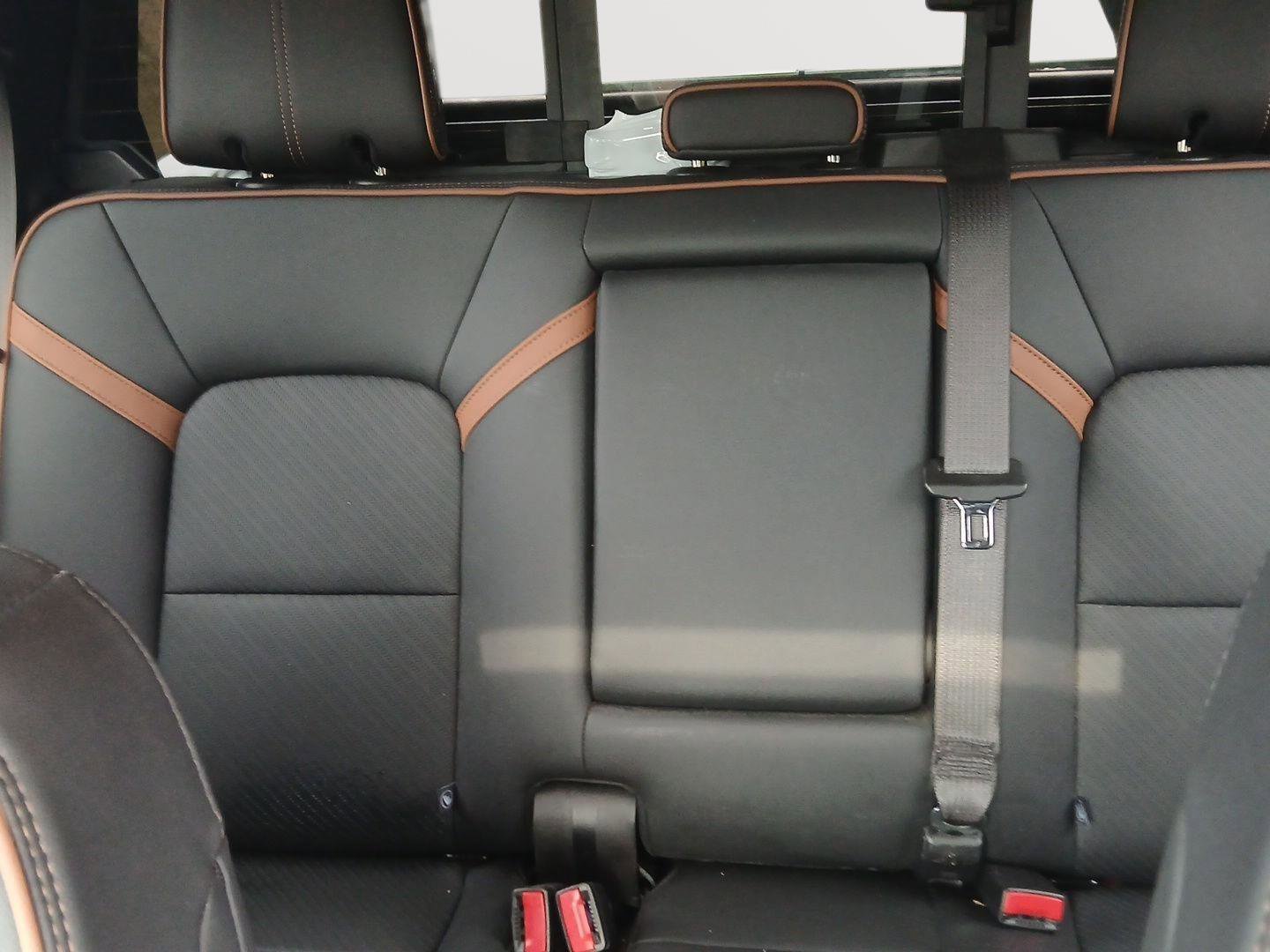 Used 2024 GMC Canyon AT4 w/ AT4 Premium Package image 21