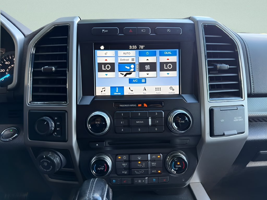 Used 2018 Ford F150 Lariat w/ Equipment Group 502A Luxury AWD/4WD image 18
