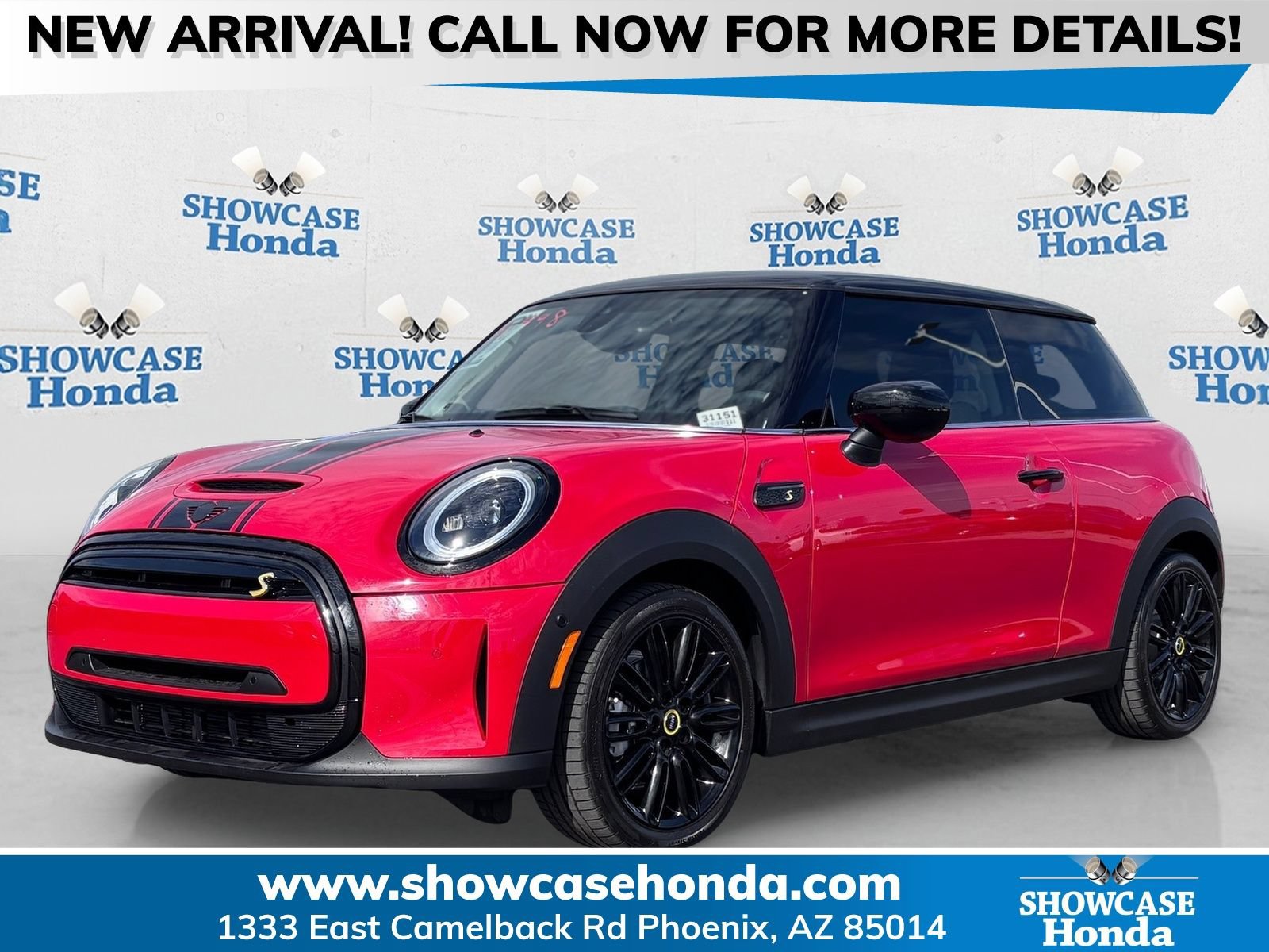 Used 2024 MINI Cooper SE FWD image 1