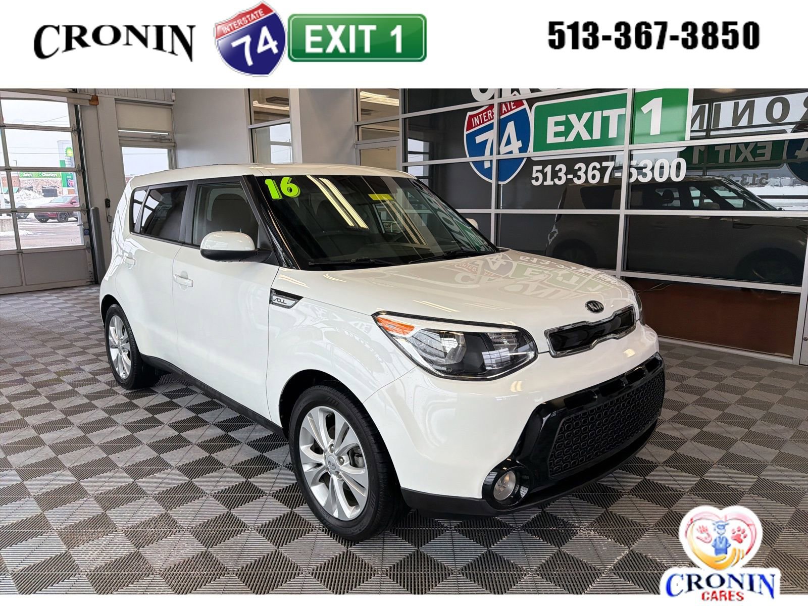Used 2016 Kia Soul + image 1