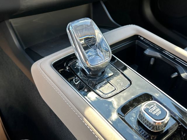New 2026 Volvo XC90 B6 Ultra w/ Protection Package image 16
