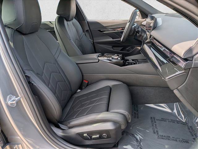 Certified 2026 BMW 540i xDrive AWD/4WD image 22
