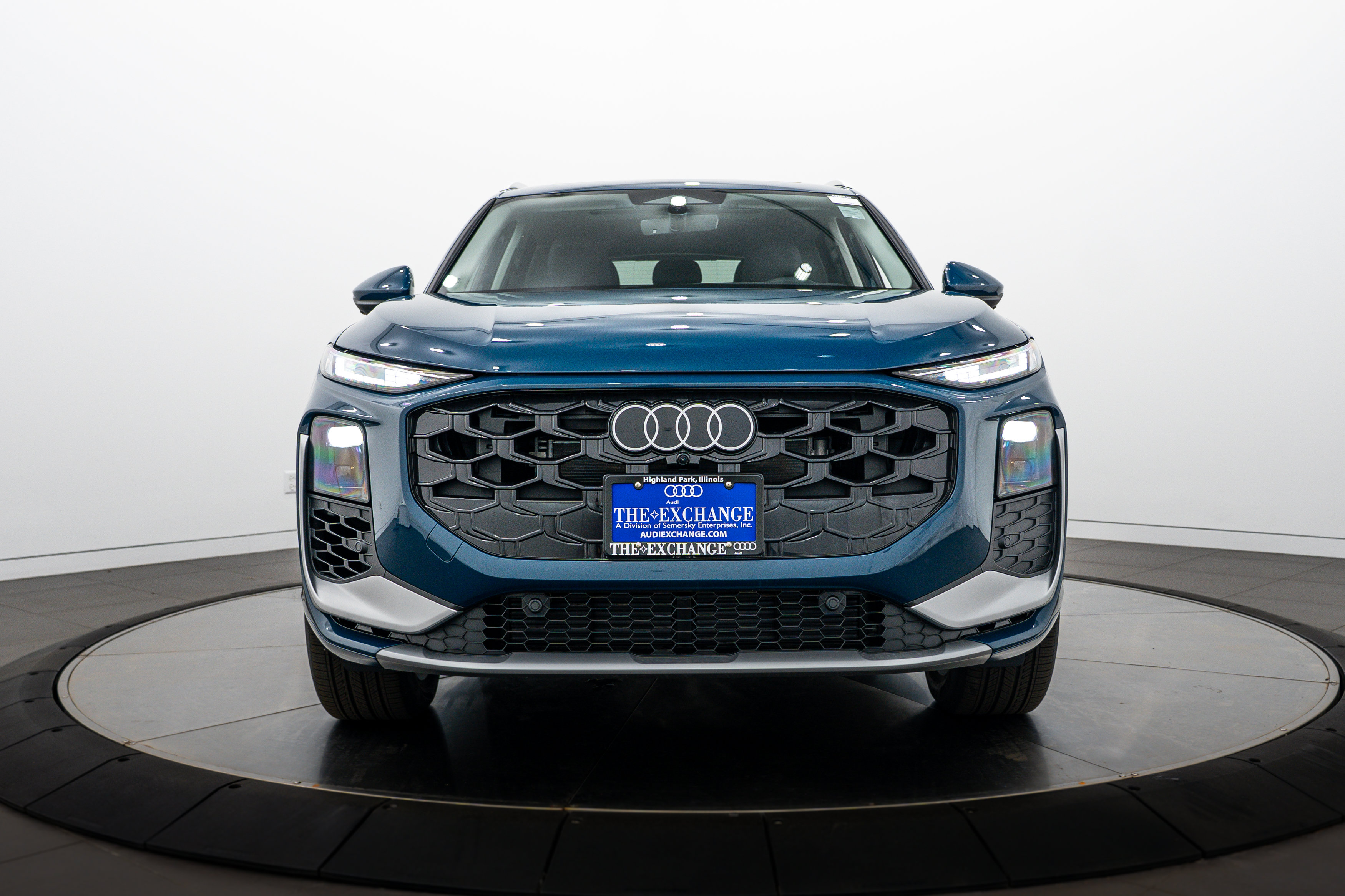 New 2026 Audi Q3 quattro 2.0T AWD/4WD image 22