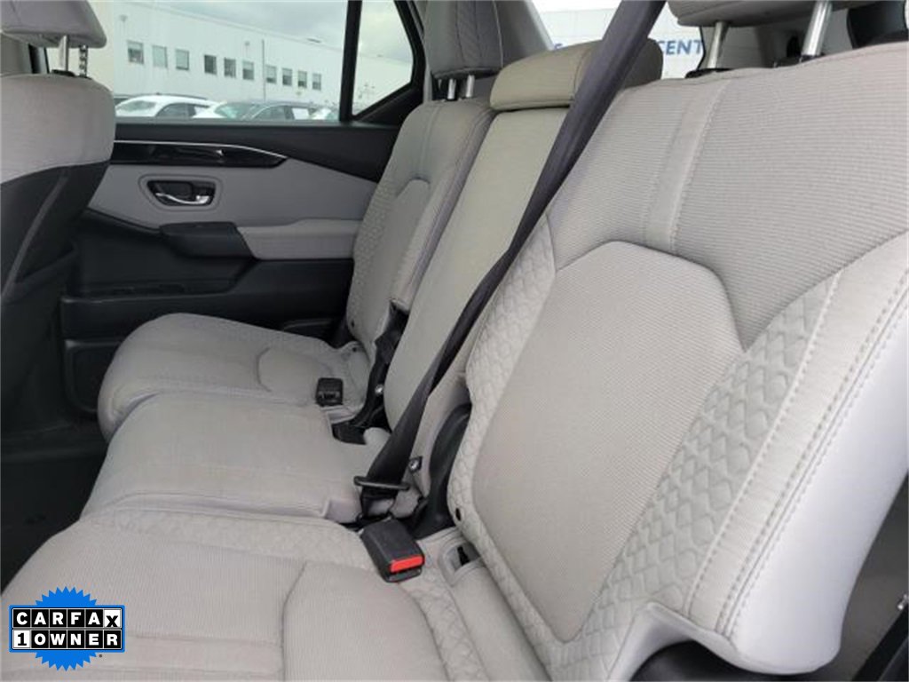 Used 2023 Honda Pilot LX image 9